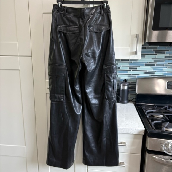 Aritzia Bridger Cargo Pant faux leather - Picture 6 of 8